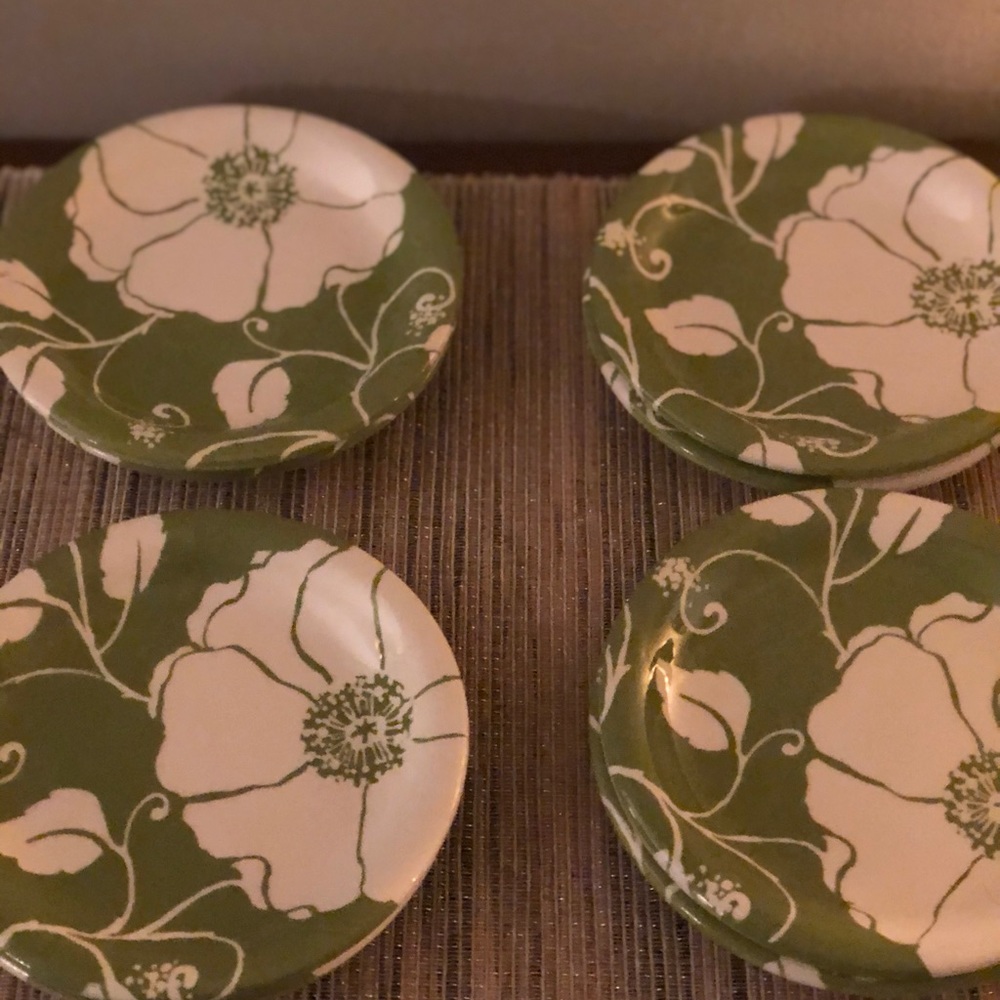 Set of 8 Ceramic Dessert/Appetizer Plates